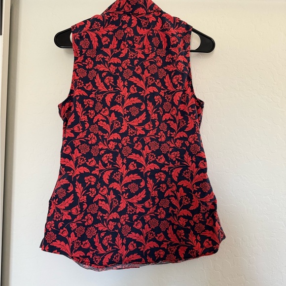 Banana Republic Tailored Fit Sleeveless Button Down Collared Tank Top Women’s 6 - Picture 2 of 4